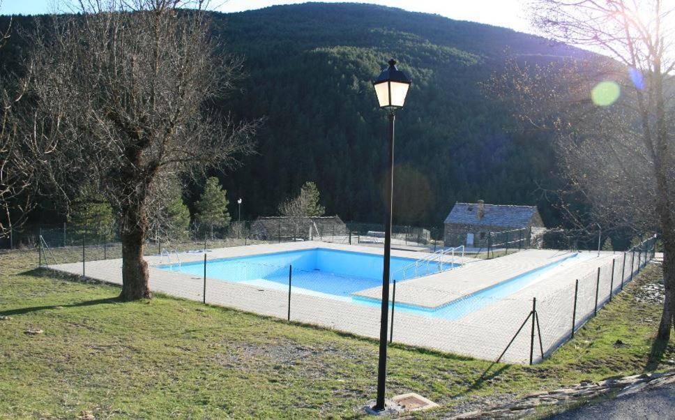 Apartamentos Turisticos Исин Экстерьер фото